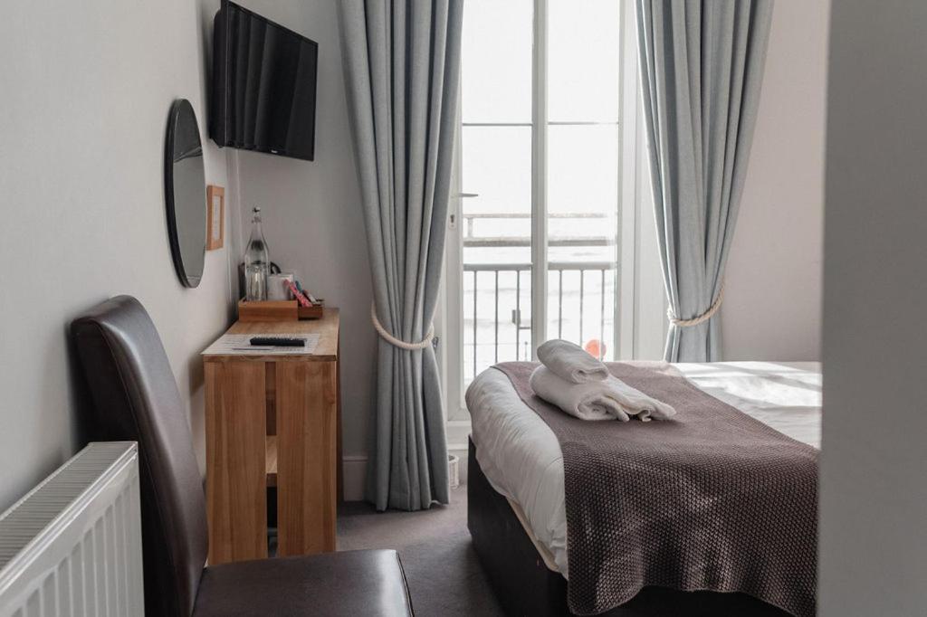 The Kingswood Hotel Сідмут Екстер'єр фото